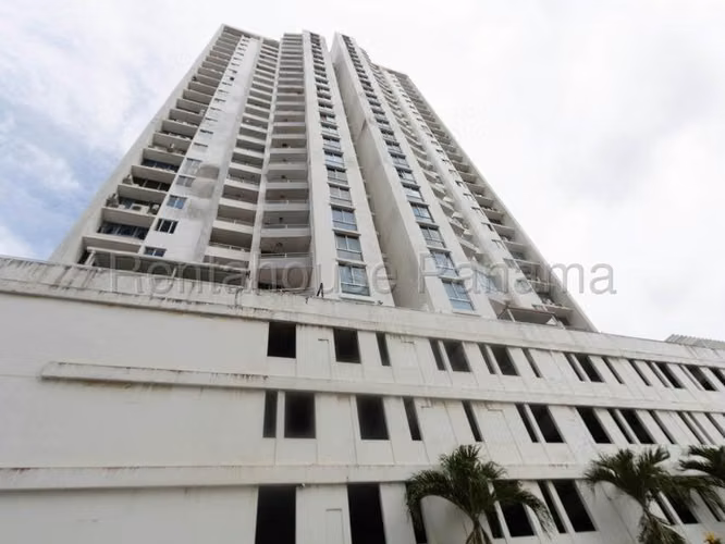 Apartment for Sale in Carrasquilla JG