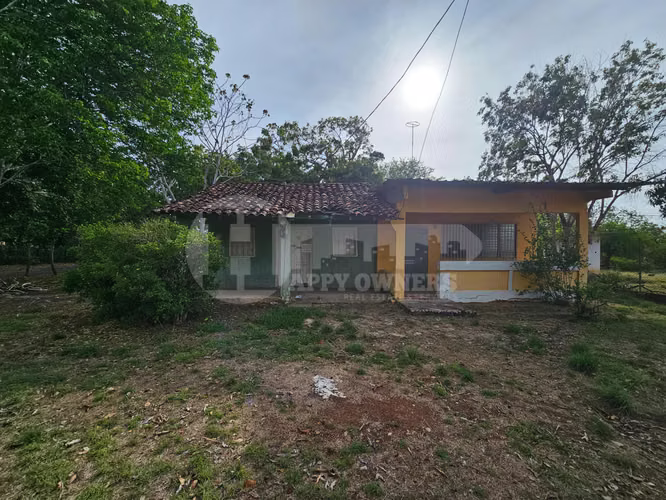 SE VENDE PROPIEDAD EN CENTRO DE SANTA ANA, LOS SANTOS
