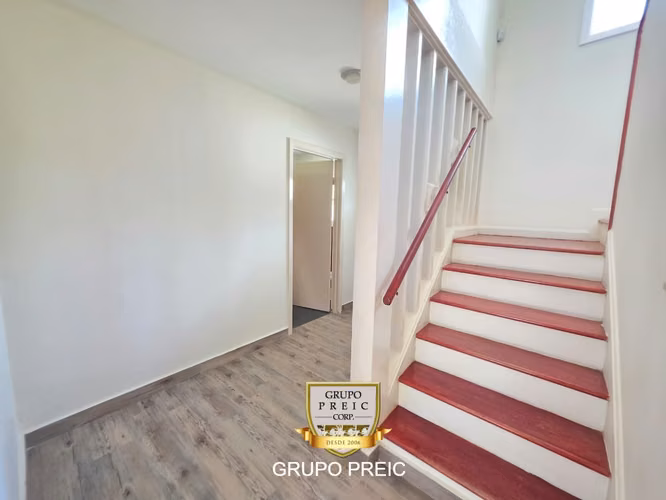 Casa en alquiler en Clayton linea blanca CC