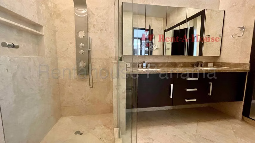 Apartamento en Venta Dupont Punta Pacifica 26YCG7520