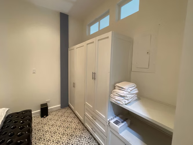  SE VENDE – APARTAMENTO AIRBNB READY EN CASCO ANTIGUO 