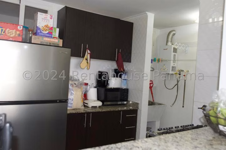 Apartamento en venta PH Cosmopolitan Towers Pueblo Nuevo ELP 26-1875