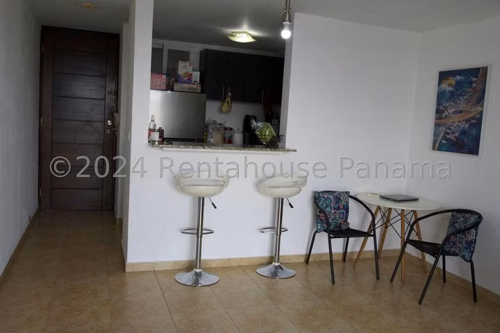 Apartamento en venta PH Cosmopolitan Towers Pueblo Nuevo ELP 26-1875