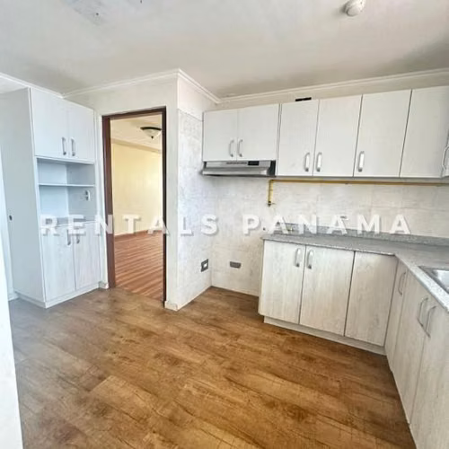 En Venta – Apartamento en PH Golden Boulevard - Imagen 2