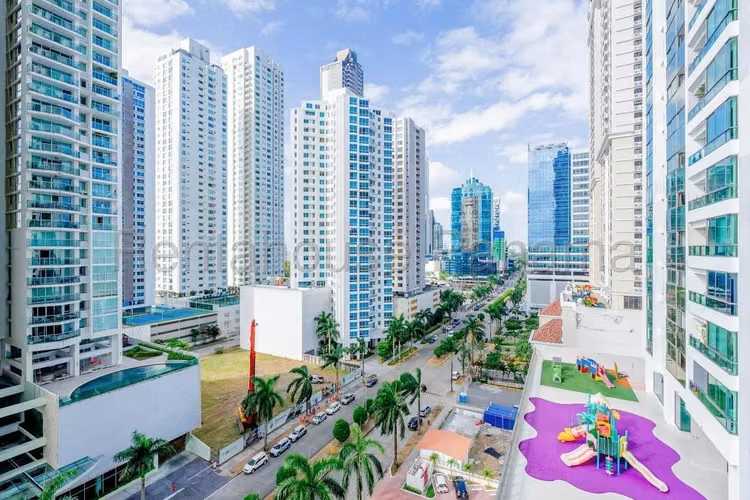 Se Vende Apartamento en Costa del Este LA26-5817