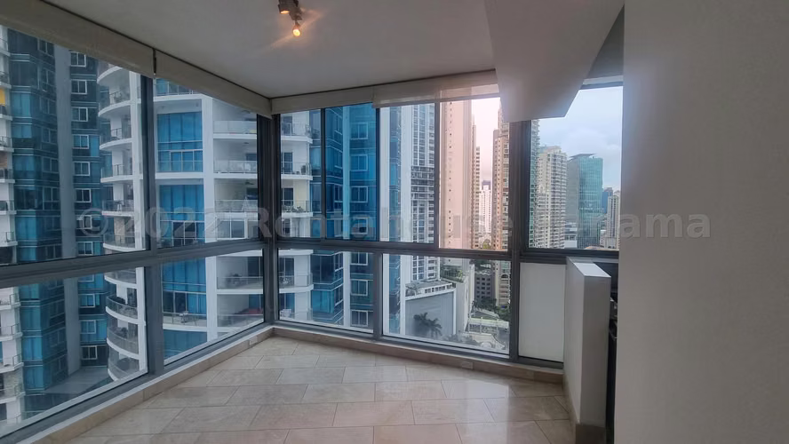 ALQUILER PH GRAND TOWER PUNTA PACIFICA APARTAMENTO