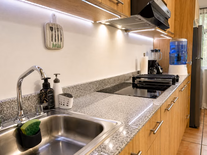 Suite de 2 Pisos en Coronado | Vista al Golf | Amenidades de Hotel | $270,000