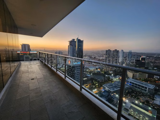Se Alquila Apartamento en Costa del Este YDU