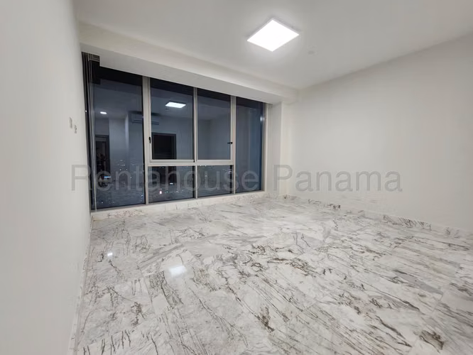 Se Alquila Apartamento en Costa del Este YDU