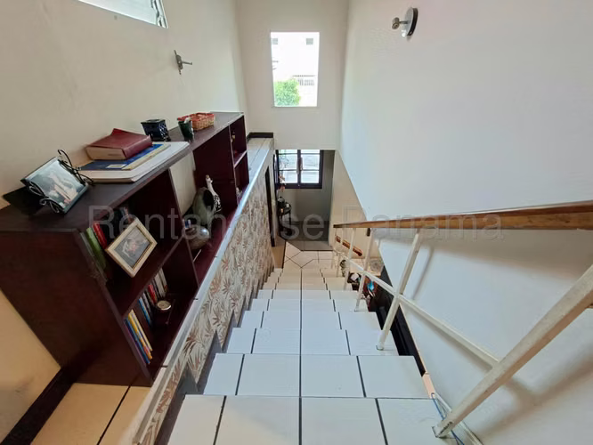 Vendo Casa de 177 m² en Condado del Rey 26-6663GG