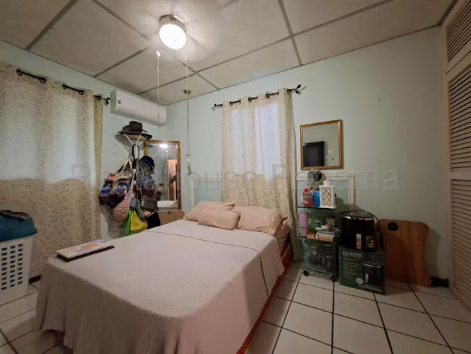 Vendo Casa de 177 m² en Condado del Rey 26-6663GG