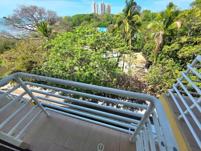 Apartamento En Venta En Gorgona ABS