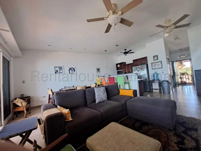 Apartamento En Venta En Gorgona ABS