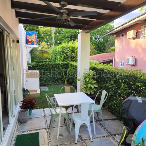 Casa En Venta En Las Lajas ABS