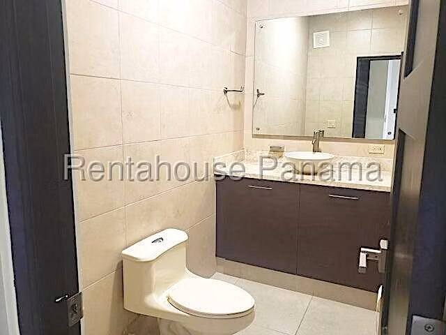 Apartamento en Venta en Clayton AFC 25-8045