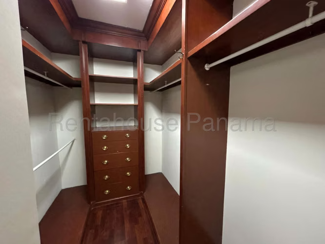 Alquiler de Apartamento en Avenida Balboa Ph Miramar plaza CCO