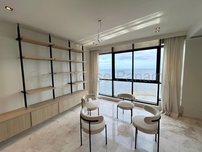 Alquiler de Apartamento en Avenida Balboa Ph Miramar plaza CCO