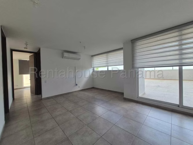 Alquiler de Apartamento en Brisas Del Golf Ph Hacienda Golf KC