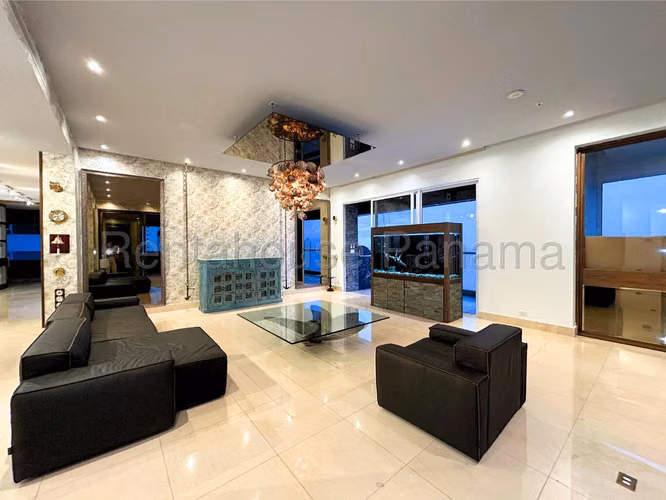 Venta de Apartamento en Costa del Este