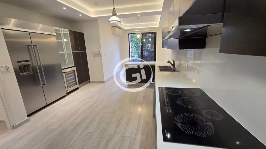 Alquiler Apartamento Embassy Club Moderno Garden. Modelo Especial