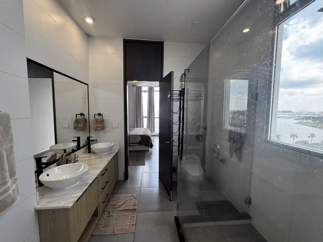 Apartamento Amueblado en Avenida Balboa, Ciudad de Panamá, Panamá