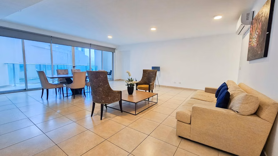 ALQUILO APARTAMENTO AMOBLADO PH OASIS ON THE BAY 240 M2