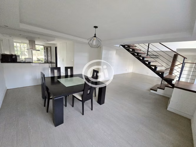 Venta Moderna Casa Unifamiliar Green Valley Albrook. Remate Bancario