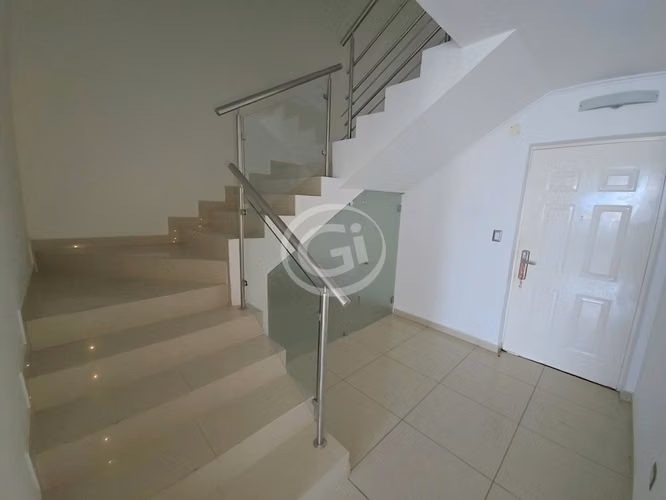 Venta Apartamento Duplex Avenida Balboa Vista al Mar Remate