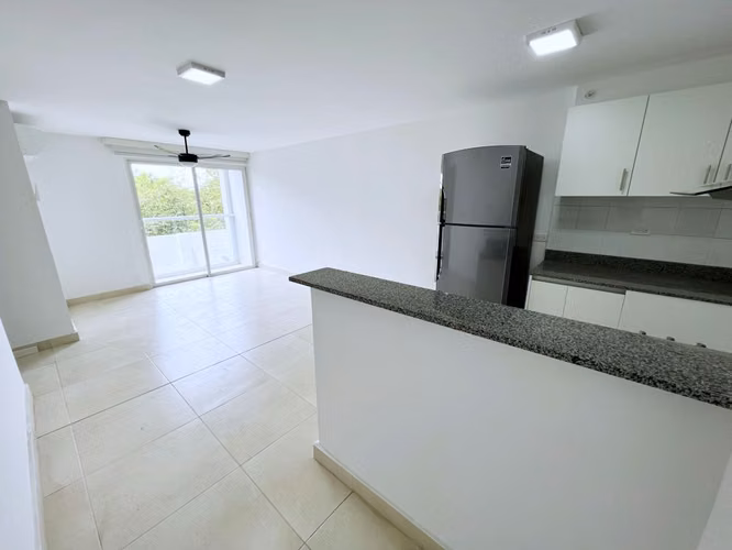 Apartment for Sale in Panamá Viejo Residences | 2 Bedrooms, Balcony & Appliances Included