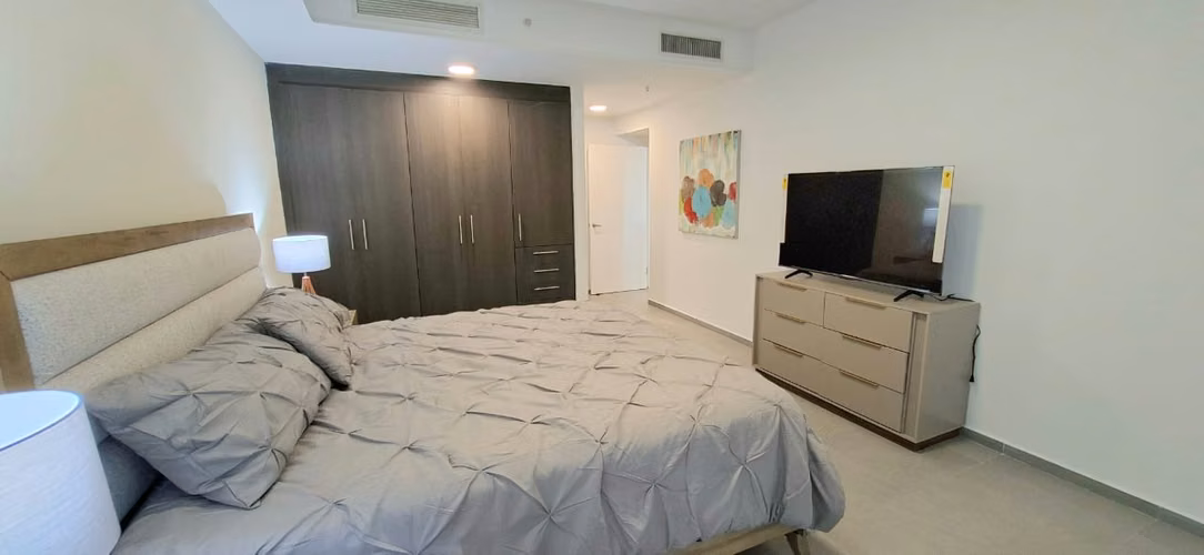 Yacht Club Tower | Piso Alto | $350k - Imagen 4