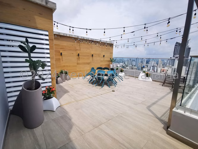 Se Vende Apartamento en El Cangrejo LA26-8314