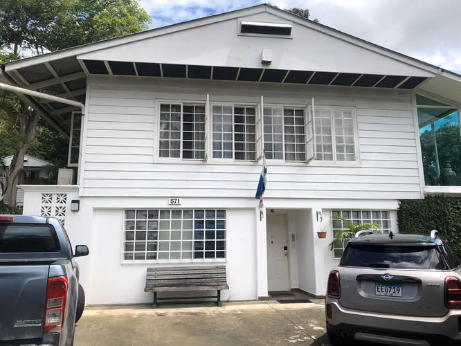 VENTA DE CASA A LOS PIES DEL CERRO ANCON - Imagen 4