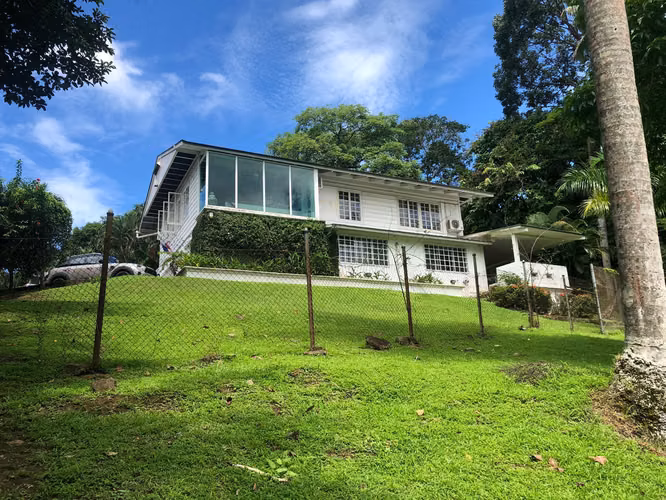 SALE OF HOUSE AT THE FOOT OF THE HILL ANCON