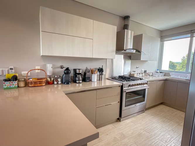 Se vende y alquila apartamento en Punta Barco, San Carlos