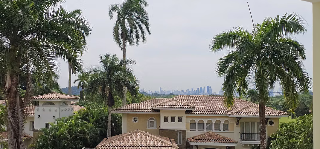 VENTA DE APARTAMENTO EN TUCAN COUNTRY CLUB PANAMÁ. JA