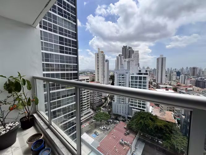 Apartamento Amoblado en Alquiler – El Cangrejo | 120 m² | $1,750