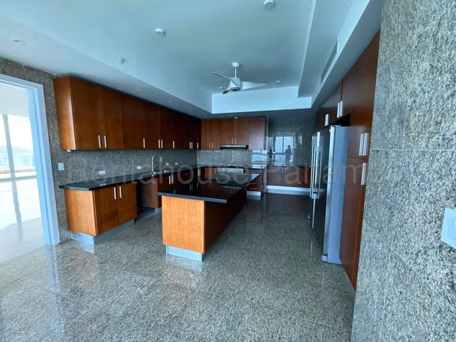 Exclusivo Apartamento en Venta de Punta Paitilla 26*8217Mfk