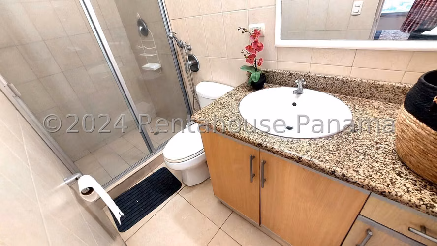Apartamento Comodo y Lujoso en Costa del Este 26*4492Mfk