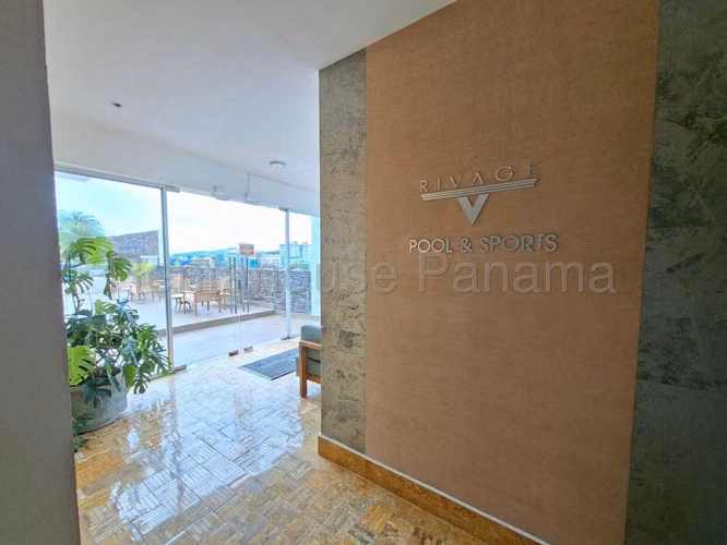 Apartamento Lujoso frente al Mar en Av Balboa 26*8319Mfk