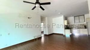 Venta de Apartamento con 125m2 en Costa Sur PH Costamare 26-8045SR