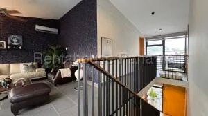 Venta de Casa con 342m2 en Altos de Panama PH Barrio Alto 26-8323SR