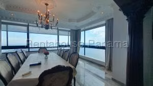 Venta de Apartamento con 415m2 en Punta Paitilla PH Coastal Tower 26-8334SR