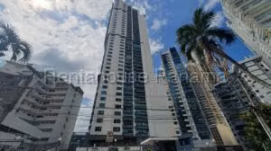 Venta de Apartamento con 415m2 en Punta Paitilla PH Coastal Tower 26-8334SR