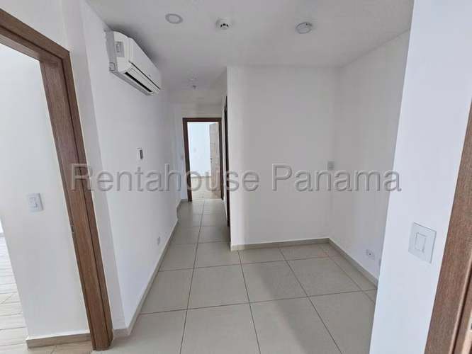 Se Alquila Apartamento en Costa del Este MDV26-8352