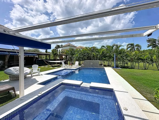 Venta de casa en Decameron