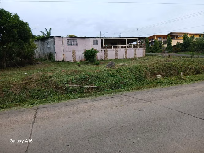 Vendo Lote Comercial en Esquina en La Chorrera