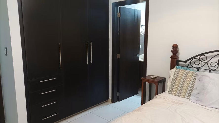 Sunset Coast, 4 recámaras, una sola planta.  Precio Increible! - Imagen 14