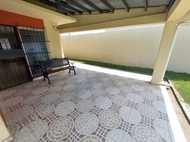Amplia Casa en San Antonio 321 Mts 2 Terreno ID 26271