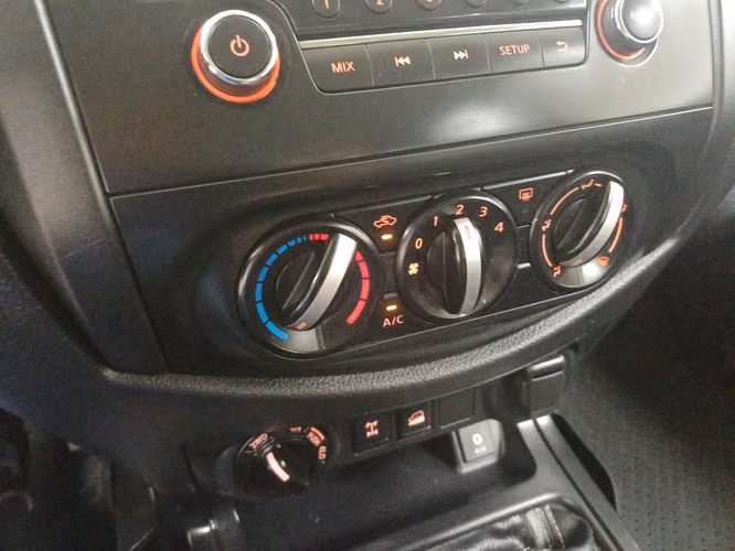 NISSAN NP300 FRONTIER - 2025 - PFNX - Automarket - Imagen 9