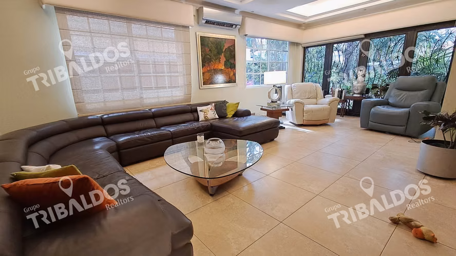Venta de Casa en Villa Valencia, Costa Sur con Paneles Solares